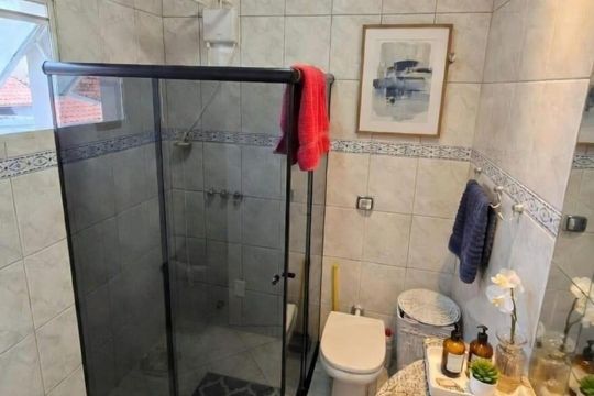 Banheiro de casa à venda com 3 quartos, 230m² em Parque Jambeiro, Campinas