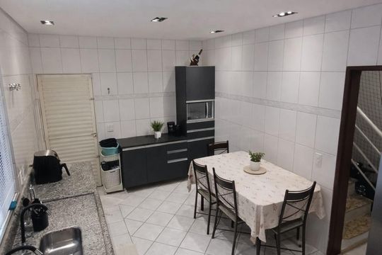 Cozinha de casa à venda com 3 quartos, 230m² em Parque Jambeiro, Campinas