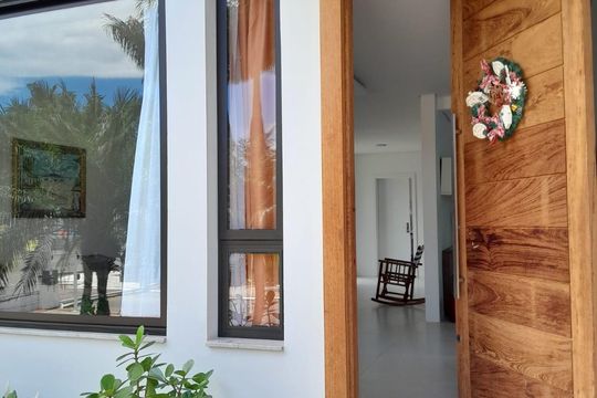 Área externa de casa de condomínio para alugar com 4 quartos, 280m² em Canasvieiras, Florianópolis