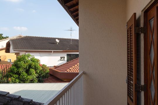 Varanda da Suíte 3 de casa à venda com 3 quartos, 375m² em Parque Renato Maia, Guarulhos