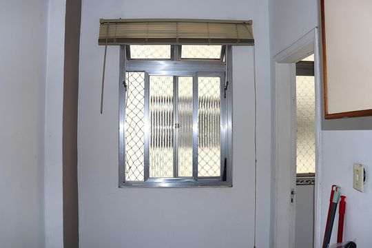 Quarto de Serviço de apartamento para alugar com 2 quartos, 82m² em Bela Vista, São Paulo