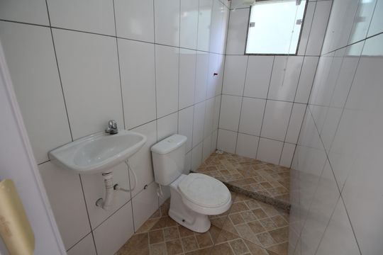 Banheiro Social 1 de casa de condomínio à venda com 3 quartos, 125m² em Taquara, Rio de Janeiro