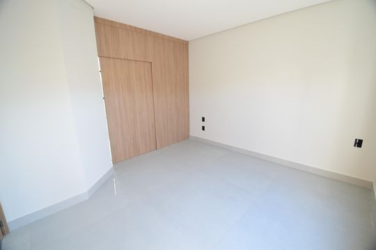 Quarto 5 - Suíte de casa de condomínio à venda com 5 quartos, 340m² em Parque Imperador, Campinas