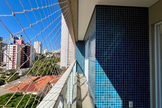 Sacada de apartamento à venda com 3 quartos, 86m² em Vila Itapura, Campinas