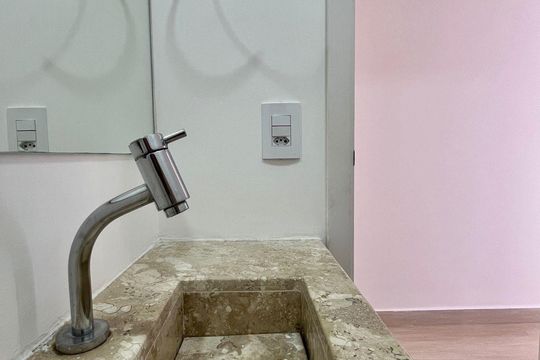Lavabo de apartamento à venda com 3 quartos, 86m² em Vila Itapura, Campinas