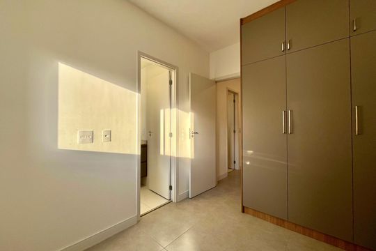 Suite de apartamento para alugar com 2 quartos, 44m² em Vila Guarani, São Paulo