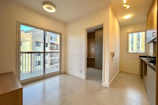 Sala de apartamento para alugar com 2 quartos, 44m² em Vila Guarani, São Paulo