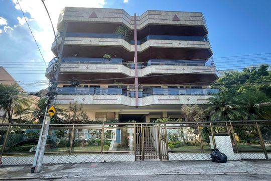 Fachada de apartamento à venda com 4 quartos, 198m² em Jardim Guanabara, Rio de Janeiro