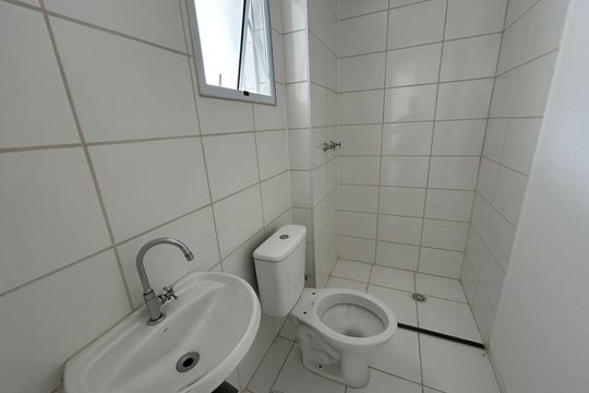 Banheiro de apartamento à venda com 2 quartos, 44m² em Engenho Novo, Rio de Janeiro