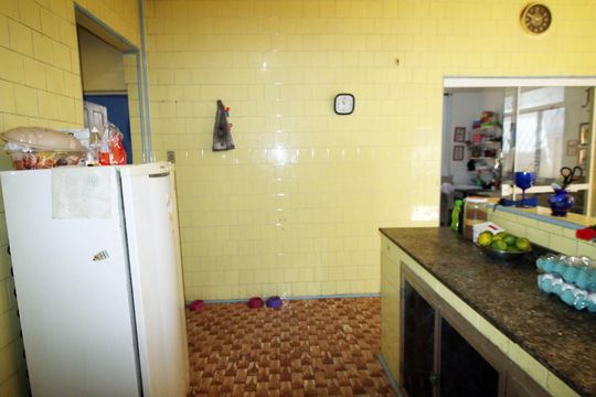 Cozinha de casa à venda com 4 quartos, 110m² em Rocha Miranda, Rio de Janeiro