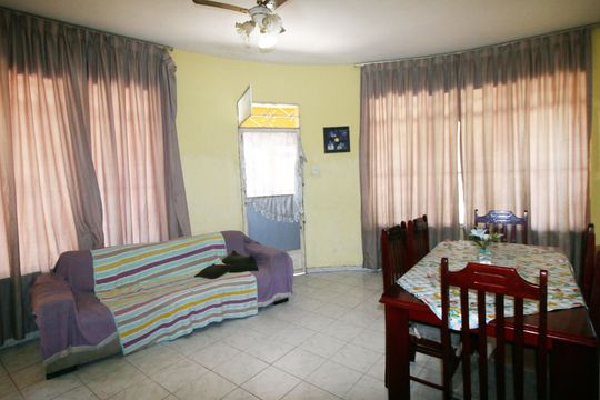 Casa à venda com 4 quartos, 110m² em Rocha Miranda, Rio de Janeiro