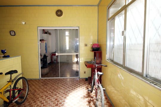 Cozinha e Copa de casa à venda com 4 quartos, 110m² em Rocha Miranda, Rio de Janeiro