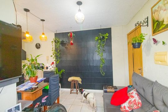 Sala de apartamento à venda com 2 quartos, 41m² em Guajuviras, Canoas