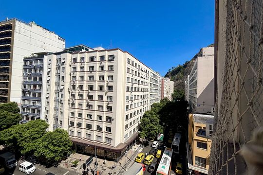 Suíte - vista de apartamento para alugar com 4 quartos, 101m² em Copacabana, Rio de Janeiro