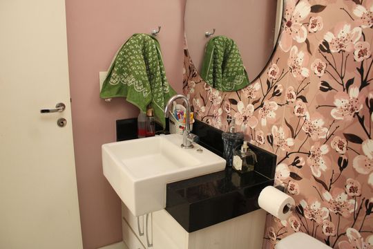 Banheiro de apartamento à venda com 2 quartos, 68m² em Ipiranga, São Paulo