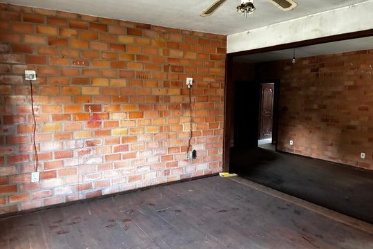 Sala de casa para alugar com 3 quartos, 180m² em Vila Ipiranga, Porto Alegre