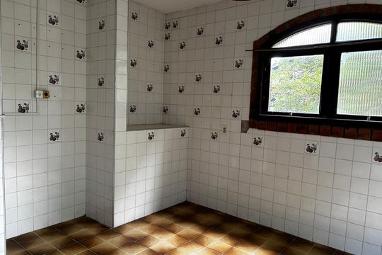 Casa para alugar com 3 quartos, 180m² em Vila Ipiranga, Porto Alegre