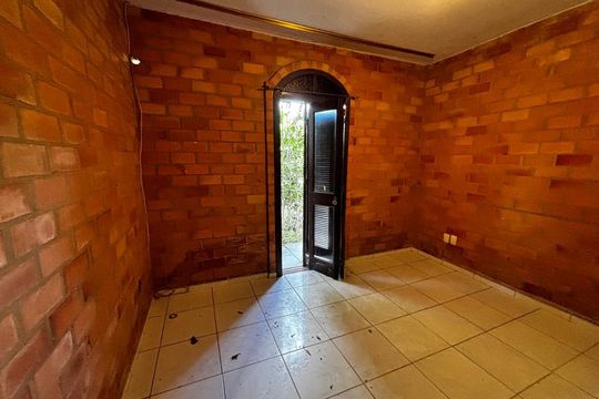 Sala de casa para alugar com 3 quartos, 180m² em Vila Ipiranga, Porto Alegre