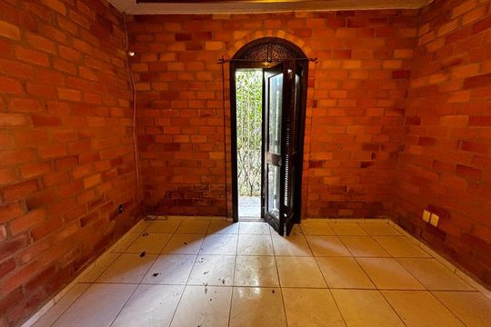 Quarto de casa para alugar com 3 quartos, 180m² em Vila Ipiranga, Porto Alegre