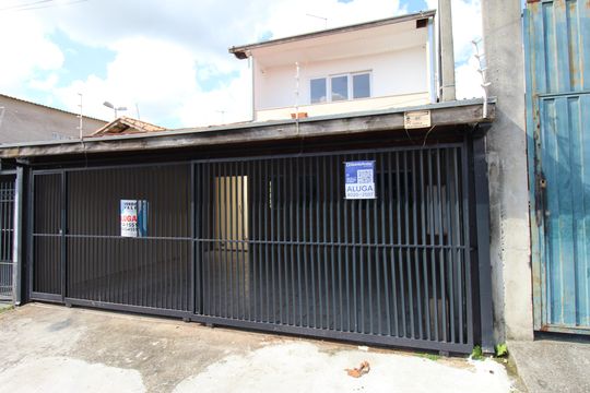 Plaquinha de casa para alugar com 3 quartos, 150m² em Jardim Santa Ines Iii, São José dos Campos