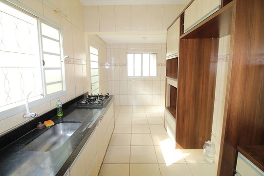 Cozinha de casa para alugar com 3 quartos, 150m² em Jardim Santa Ines Iii, São José dos Campos