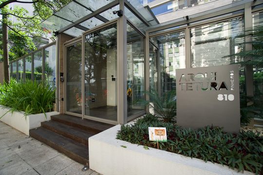 Fachada do Prédio de apartamento à venda com 1 quarto, 89m² em Pinheiros, São Paulo