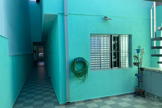 Área externa de casa à venda com 3 quartos, 171m² em Parque Continental II, Guarulhos