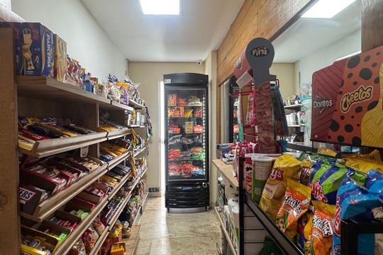 Mini mercado de apartamento à venda com 3 quartos, 68m² em Vila Milton, Guarulhos