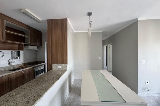 Sala de apartamento à venda com 3 quartos, 68m² em Vila Milton, Guarulhos