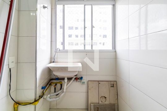 Área de serviço de apartamento à venda com 2 quartos, 42m² em Jardim Boa Vista (zona Oeste), Osasco