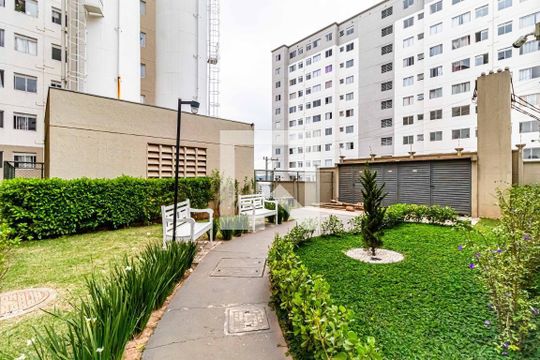 Área comum - Jardim de apartamento à venda com 2 quartos, 42m² em Jardim Boa Vista (zona Oeste), Osasco