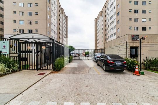 Fachada de apartamento à venda com 2 quartos, 42m² em Jardim Boa Vista (zona Oeste), Osasco