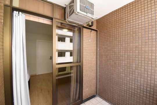 Sacada de kitnet/studio para alugar com 1 quarto, 37m² em Alto da Xv, Curitiba