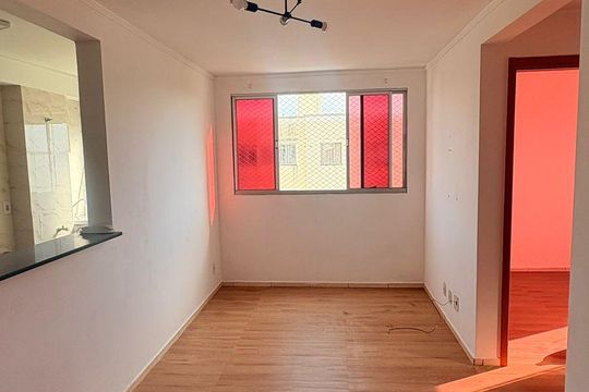 Apartamento para alugar com 2 quartos, 48m² em Santa Cruz, Rio de Janeiro