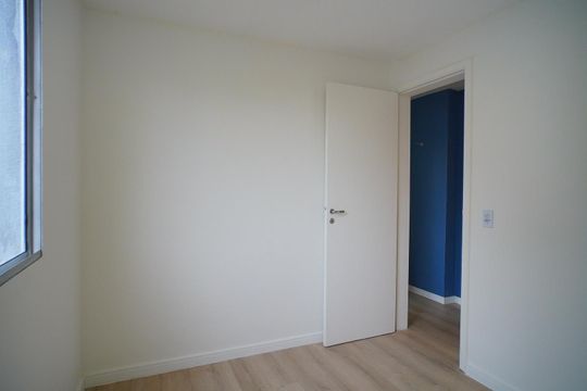 Quarto 2 de apartamento à venda com 2 quartos, 39m² em Jardim Dona Leopoldina, Porto Alegre