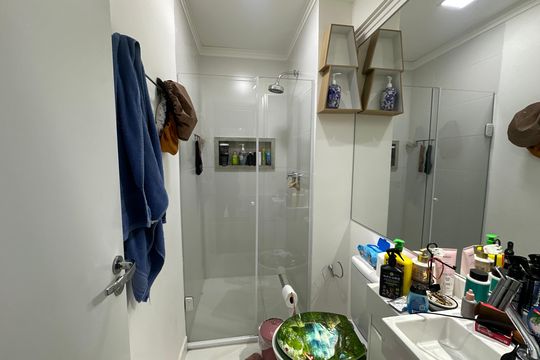 Suíte de apartamento para alugar com 1 quarto, 53m² em Alphaville Empresarial, Barueri