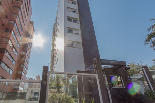 Fachada de apartamento para alugar com 3 quartos, 110m² em Petrópolis, Porto Alegre