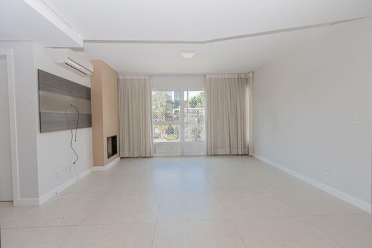 Sala de apartamento para alugar com 3 quartos, 110m² em Petrópolis, Porto Alegre