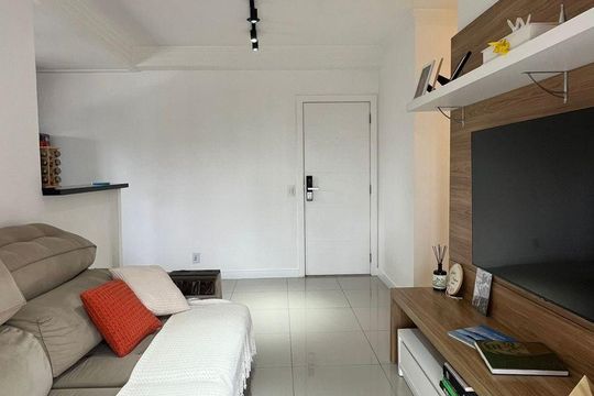 Sala de apartamento para alugar com 2 quartos, 70m² em Vila Gertrudes, São Paulo