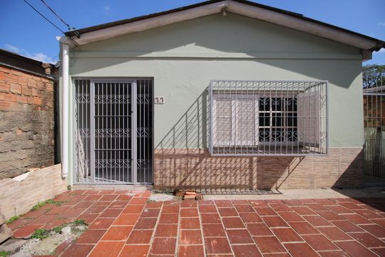 Quintal de casa à venda com 2 quartos, 66m² em Farrapos, Porto Alegre