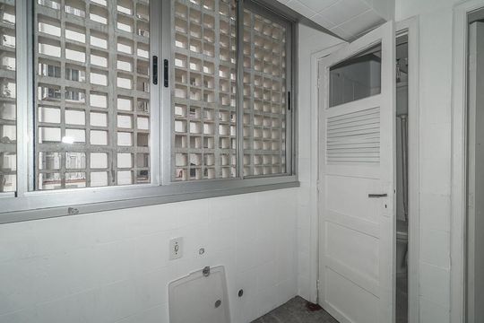Área de Serviço de apartamento à venda com 3 quartos, 103m² em Centro Histórico, Porto Alegre