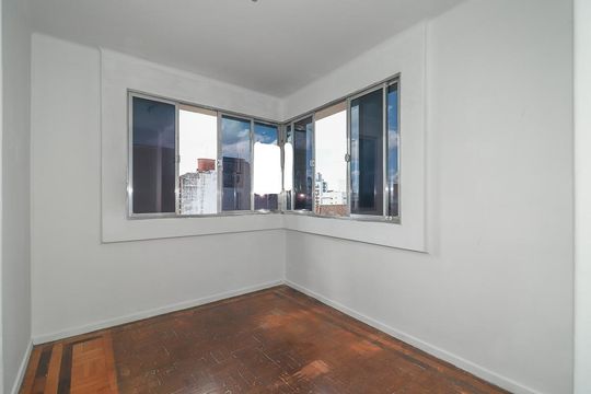 Quarto 3 de apartamento à venda com 3 quartos, 103m² em Centro Histórico, Porto Alegre