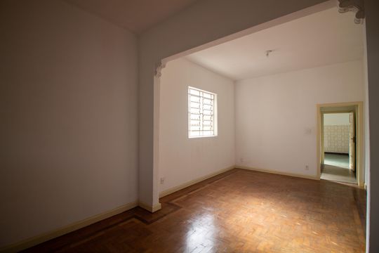 Sala de casa para alugar com 2 quartos, 400m² em Brooklin, São Paulo