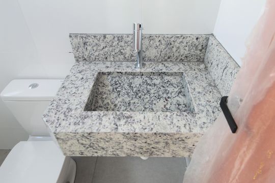 Banheiro da Suite de casa à venda com 3 quartos, 118m² em Jardim Atlântico, Belo Horizonte