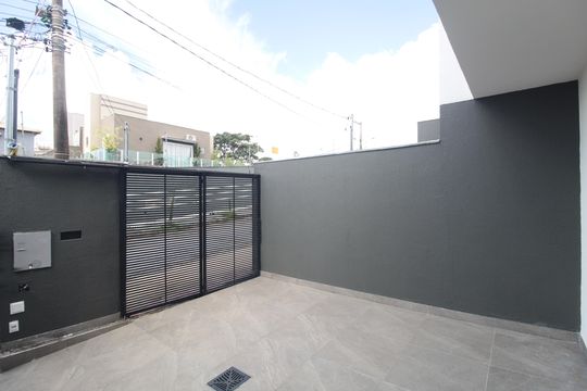 Garagem de casa à venda com 3 quartos, 118m² em Jardim Atlântico, Belo Horizonte