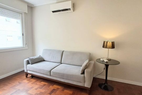 Sala de apartamento para alugar com 2 quartos, 69m² em Higienópolis, Porto Alegre