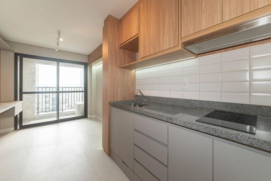 Sala - Cozinha Integrada de kitnet/studio à venda com 1 quarto, 30m² em Vila Cordeiro, São Paulo