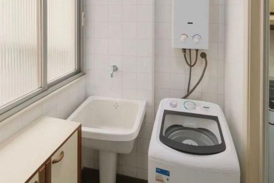 Área de serviço de apartamento para alugar com 2 quartos, 70m² em Icaraí, Niterói