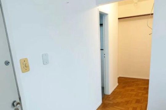 Sala de apartamento para alugar com 2 quartos, 70m² em Icaraí, Niterói