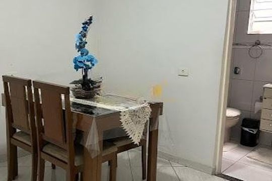 Casa à venda com 3 quartos, 180m² em Km 18, Osasco